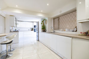 Kitchen- click for photo gallery
